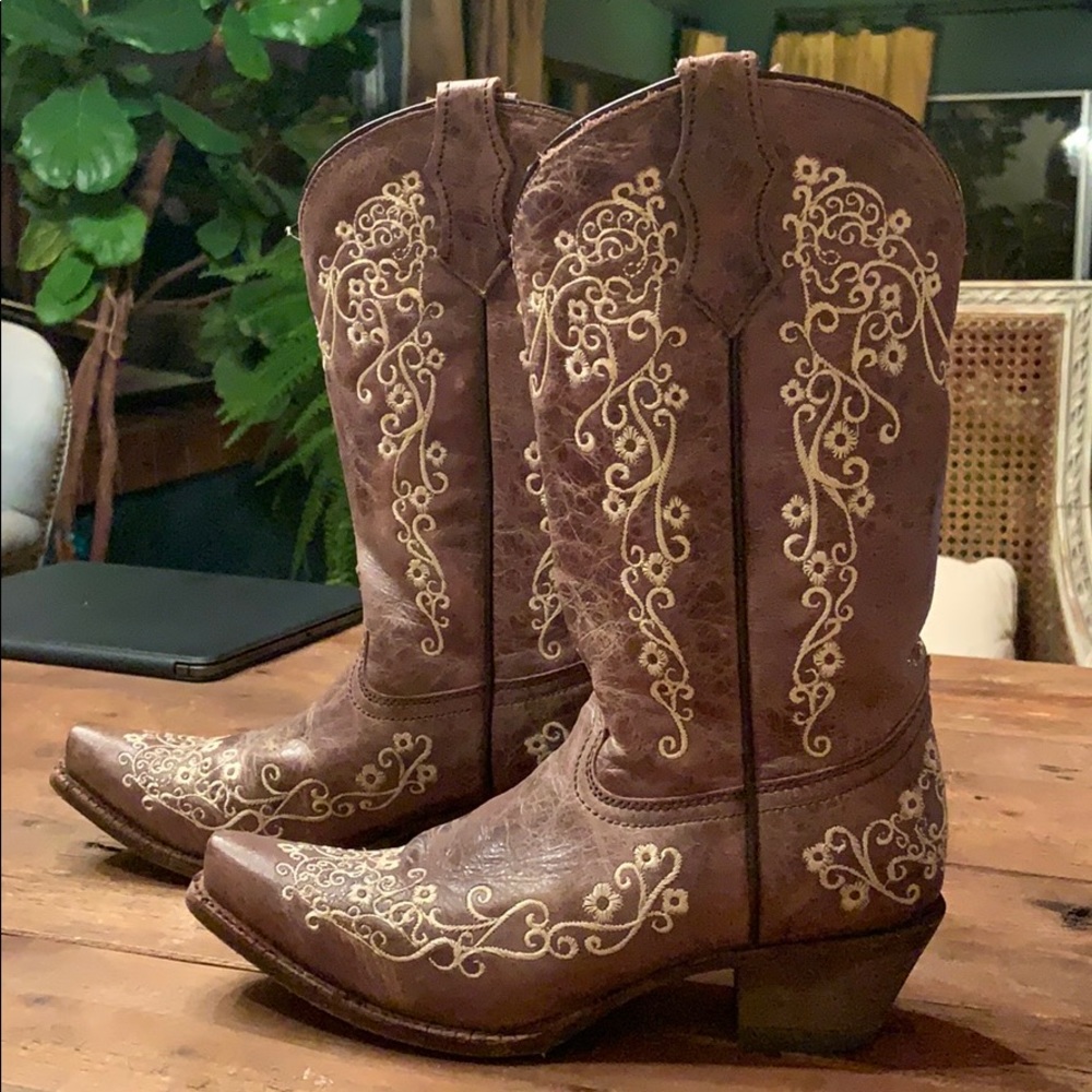 Western cowboy boots